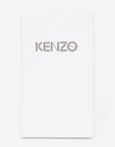 Coque Kenzo Motif Tigre et logo KENZO imprimé. Intérieur de la coque pailleté.