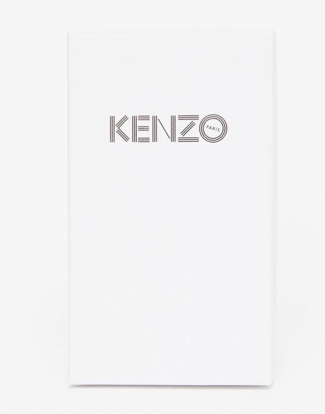 Coque iPhone, logo KENZO Paris au dos.