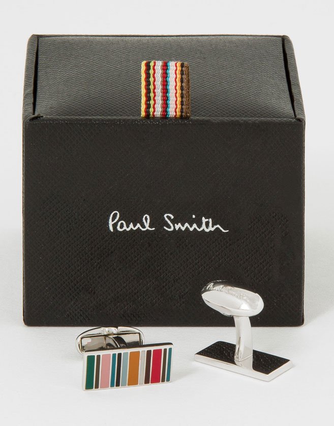 Boutons de manchette Paul Smith avec un fini poli argenté et la signature Paul Smith embossée.