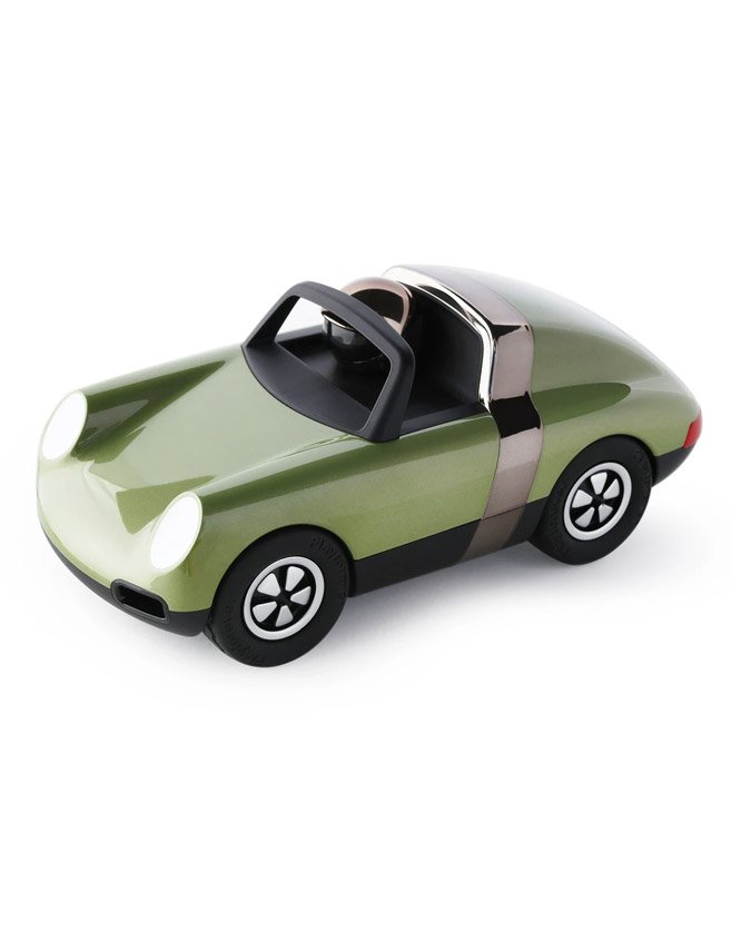 Voiture déco Playforever . Plastique ABS avec revêtement UV haute brillance. Poli à la main avec soin. Coloris : vert.