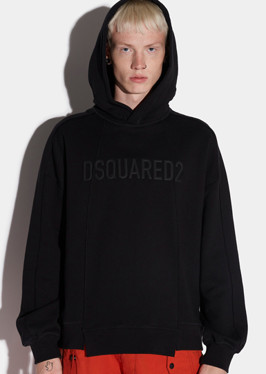 Sweatshirt Dsquared2 à capuche, molletonné, logo Dsquared2 ton sur ton.