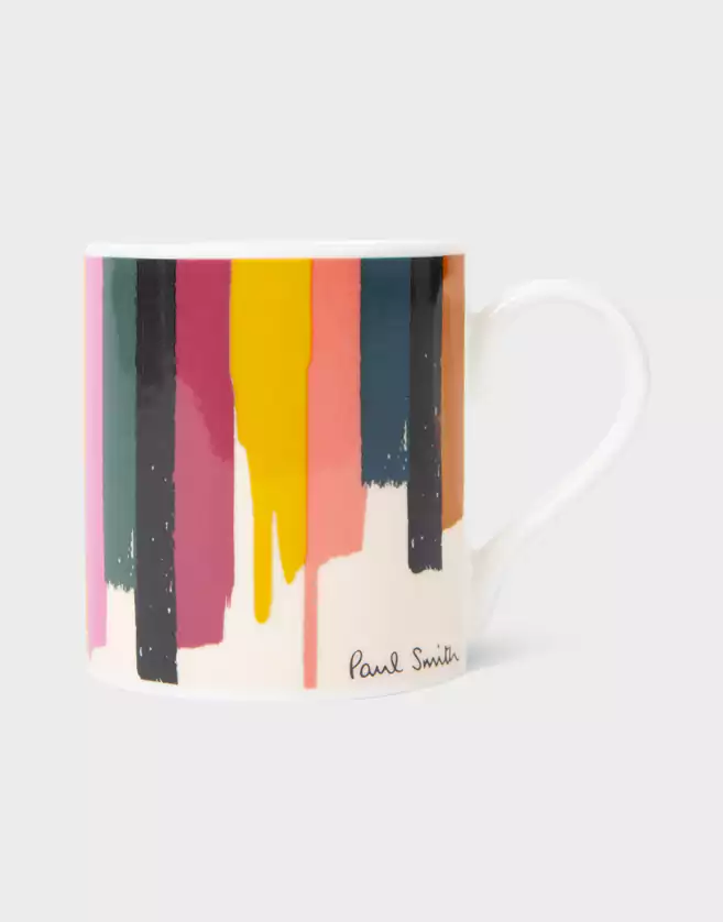 Égayez votre café du matin avec ce mug 100 % porcelaine à la Cendre d'Os, orné de notre motif "Painted Stripe".