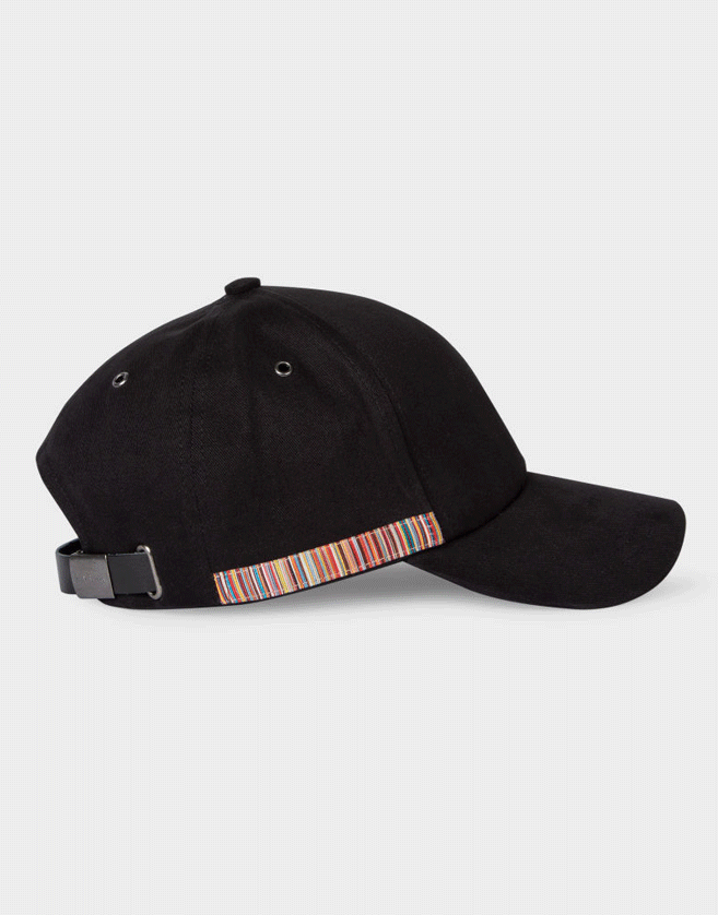 Confectionnée en 100% coton, cette casquette de baseball noire est orné de notre motif 'Signature Stripe' sur le côté...