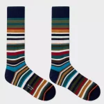 Fabriquées en Italie à partir d'un coton mélangé doux, ces chaussettes sont ornées du motif "stripe" multicolore