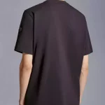 T-shirt Moncler avec une poche poitrine