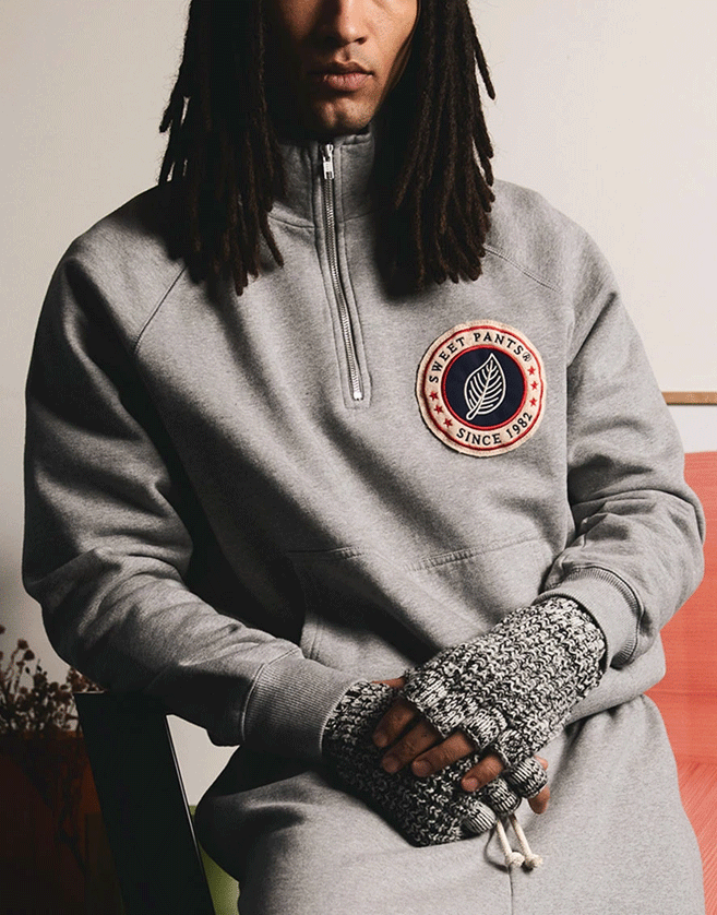 Sweatshirt Sweet Pants col montant Zippé en molleton avec poche kangourou.